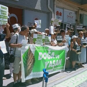 eskisehirde geyik katliamina sert tepki NFO2TQsI