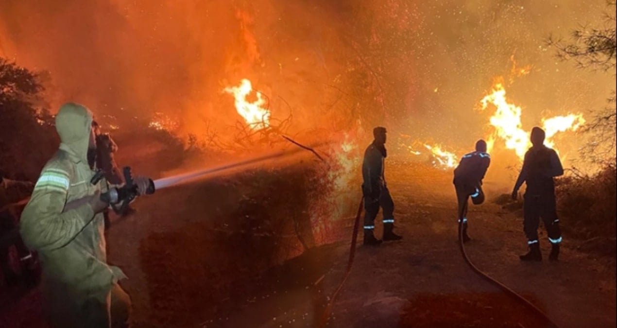 bir gecede 7 yangin RVXTbLAv