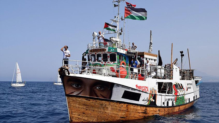 aktivistler vazgecmiyor 11 gemi ablukayi yarmak icin gazze yolunda RwfPH6Np