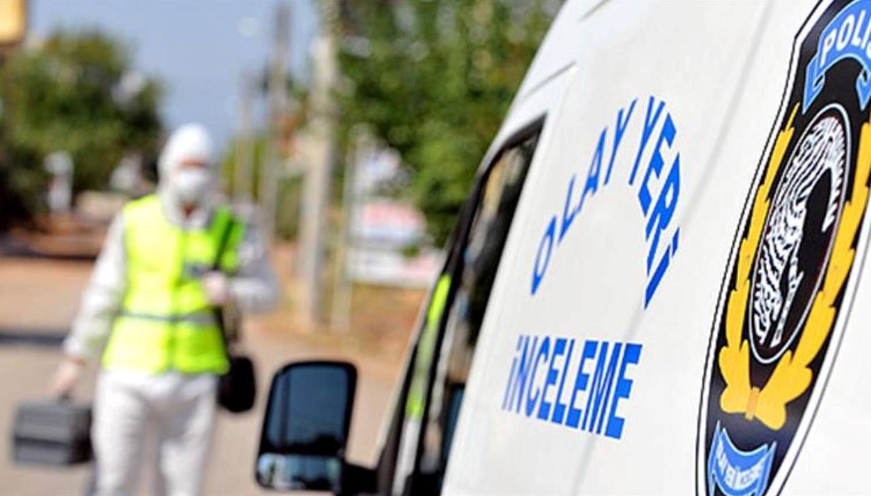 izmirde ev yikiminda 17 yasindaki genc hayatini kaybetti 6883y1km.jpg