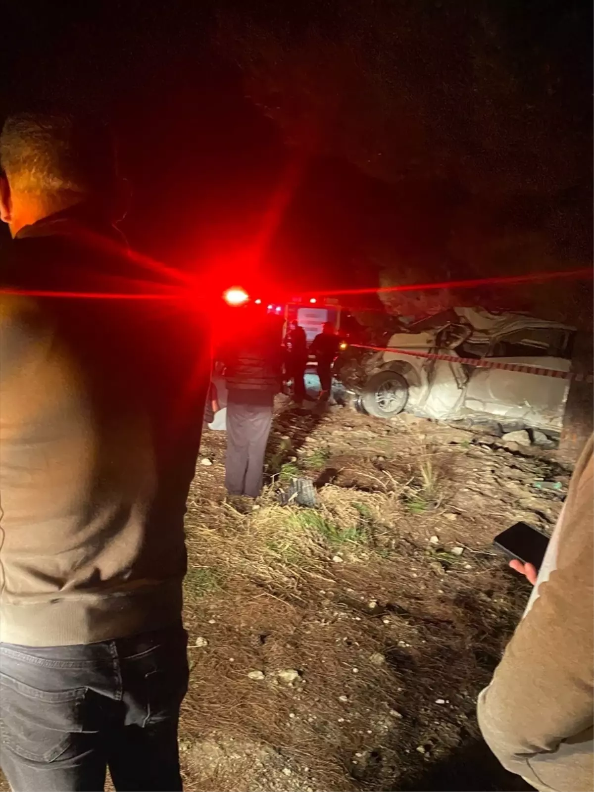 minibus devrildi 2 olu gKShMXrW.jpg