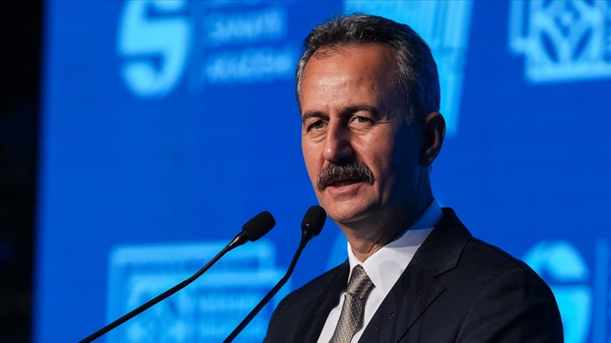 dunyanin 180 ulkesine savunma sanayii ihracati Nl74TYCW.jpg