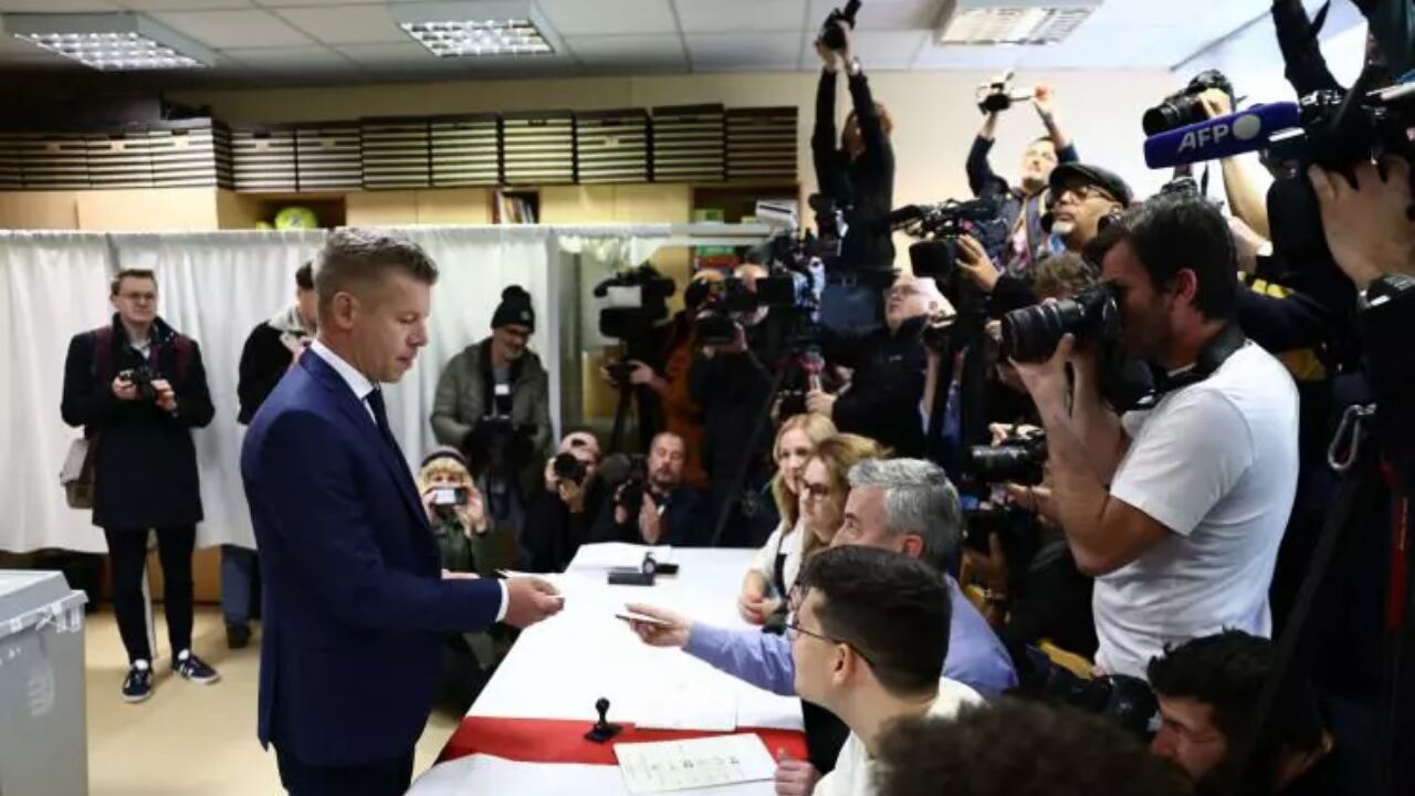 Macaristan’da Muhalefet Seçimi Kazandı: Orban’dan Açıklama Geldi