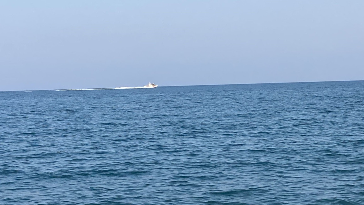 Mersin’de Denizde Bulunan İki Erkek Cesedi Kıyıya Taşındı