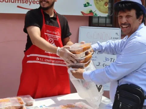 Kocaeli izmittekaliteli ve ekonomik yemek destegini surduruyor rs3GYCvW